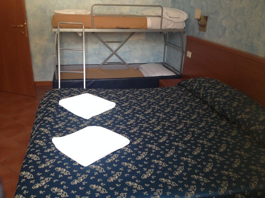 Roma Termini Inn 部屋 写真