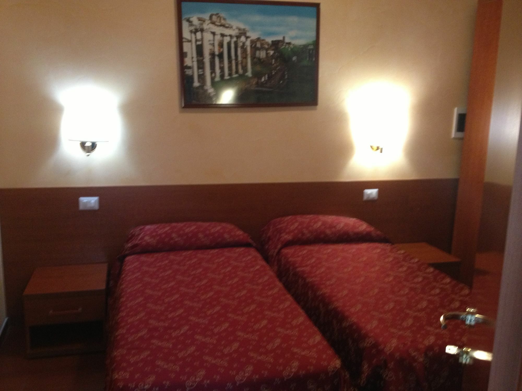 Roma Termini Inn エクステリア 写真